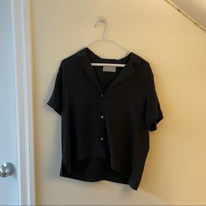 Black, short sleeved, button down Everlane shirt